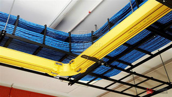 新康輝旅游集團機房布線 新康輝旅游集團機房布線